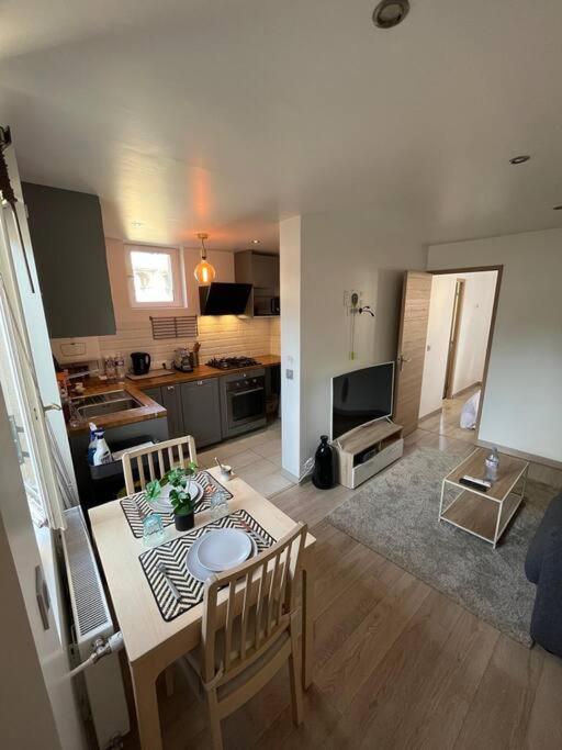 Appart 4 Personnes Proche Paris Tour Eiffel Meudon Exteriör bild